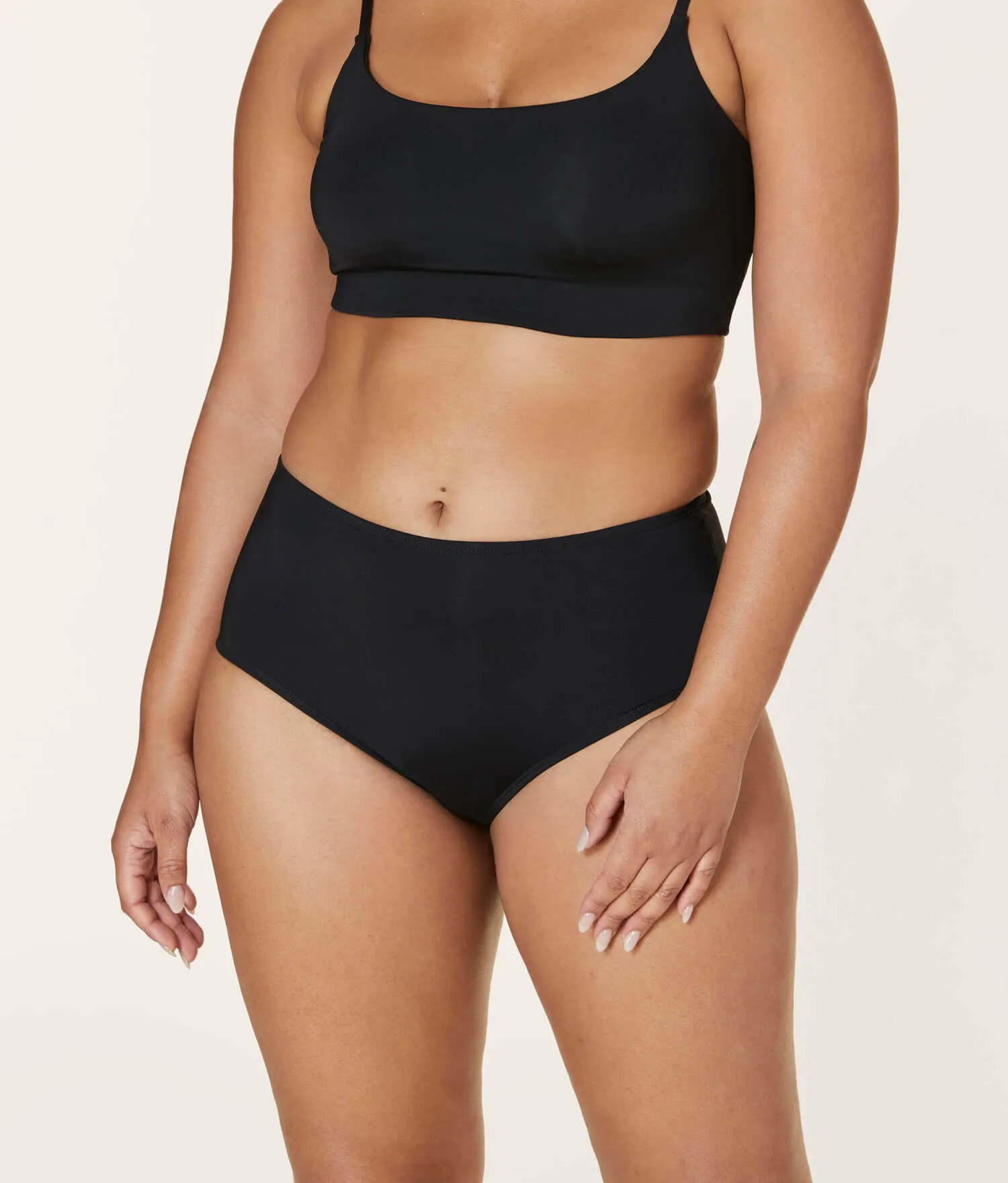 The High - Waisted - Bottom - Flat - Black